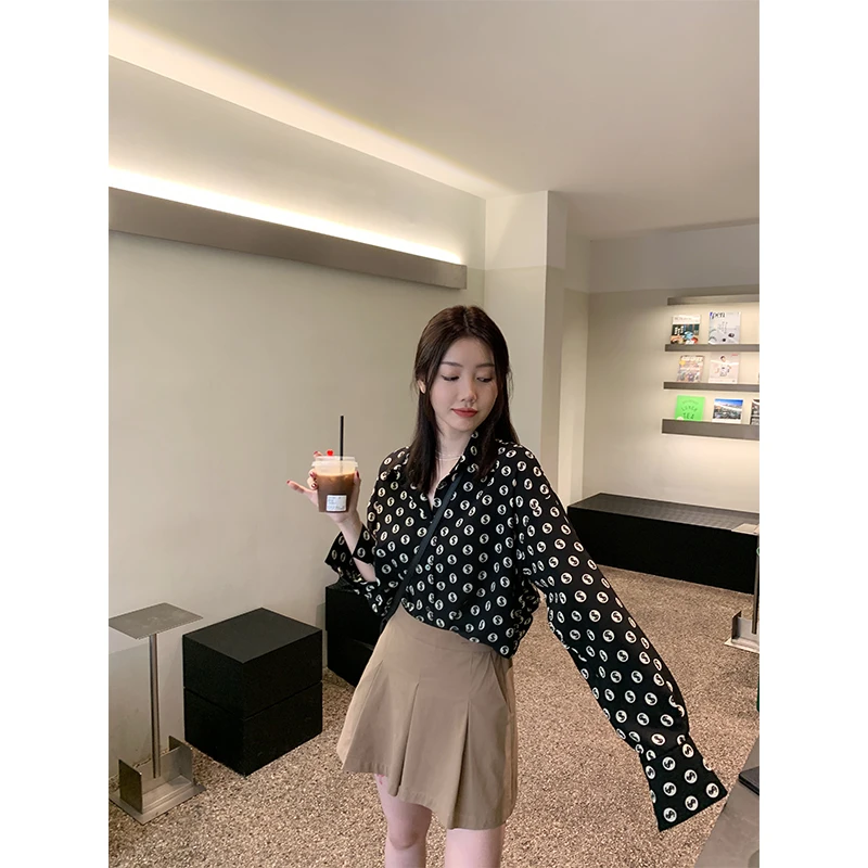 [品牌撤柜1折抢] 吸引力法则 百搭又有范 卡其压褶半裙