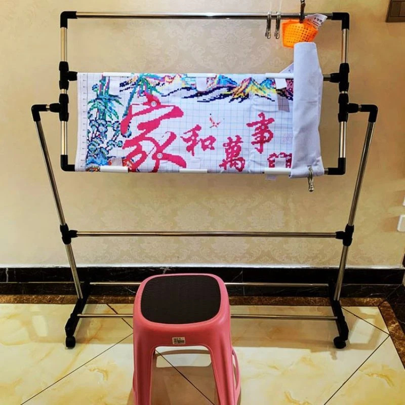 十字绣固定器的专用架子夹子绣架支撑架支架床上刺绣调整方便安装