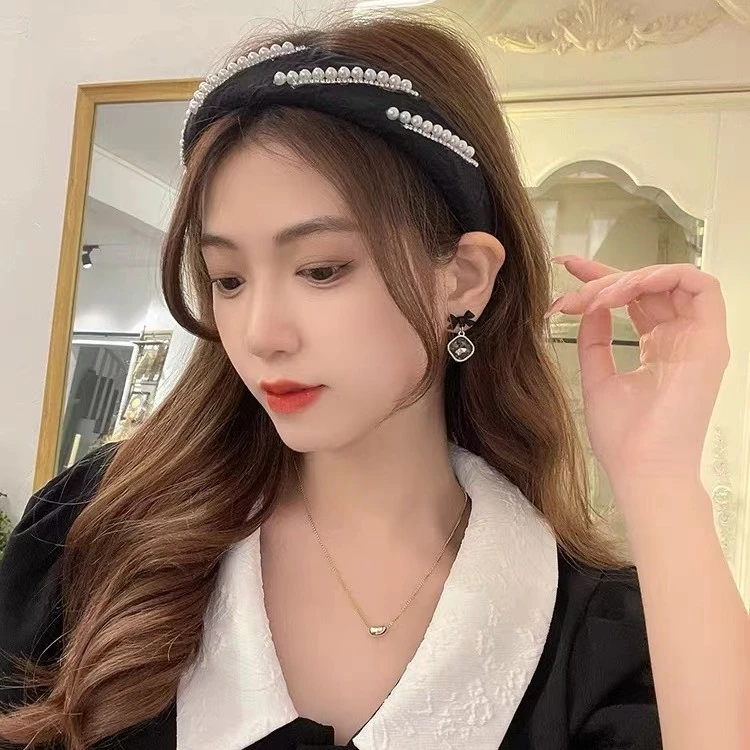 义佰满分 布艺发饰 百搭新款高级感褶皱订珠气质布艺发箍宽边头饰