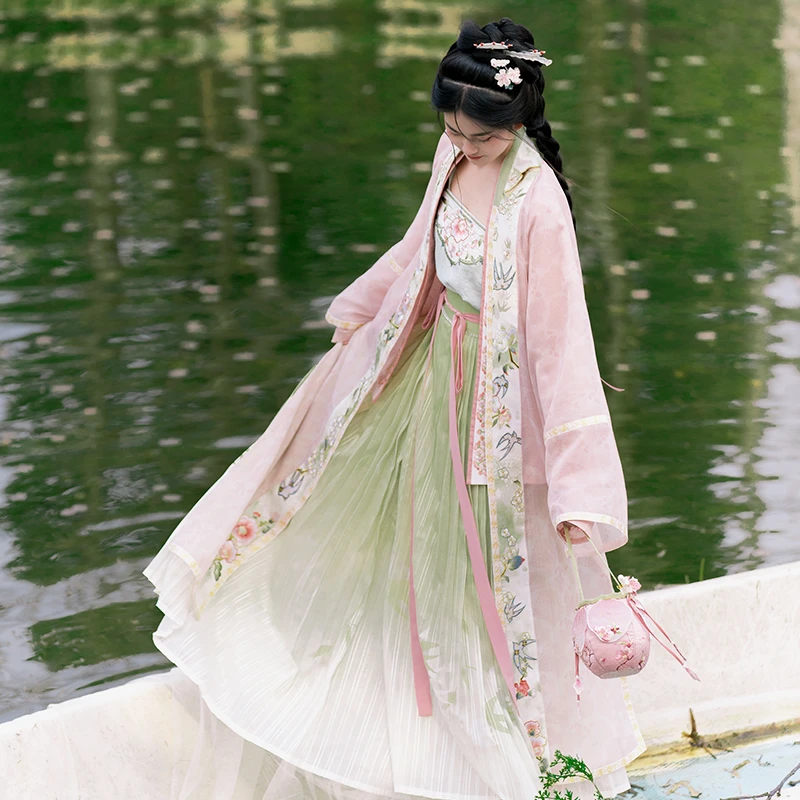 瞳莞天青色吊带一山春色绣花长褙子绿百迭裙夏季吊带汉服女