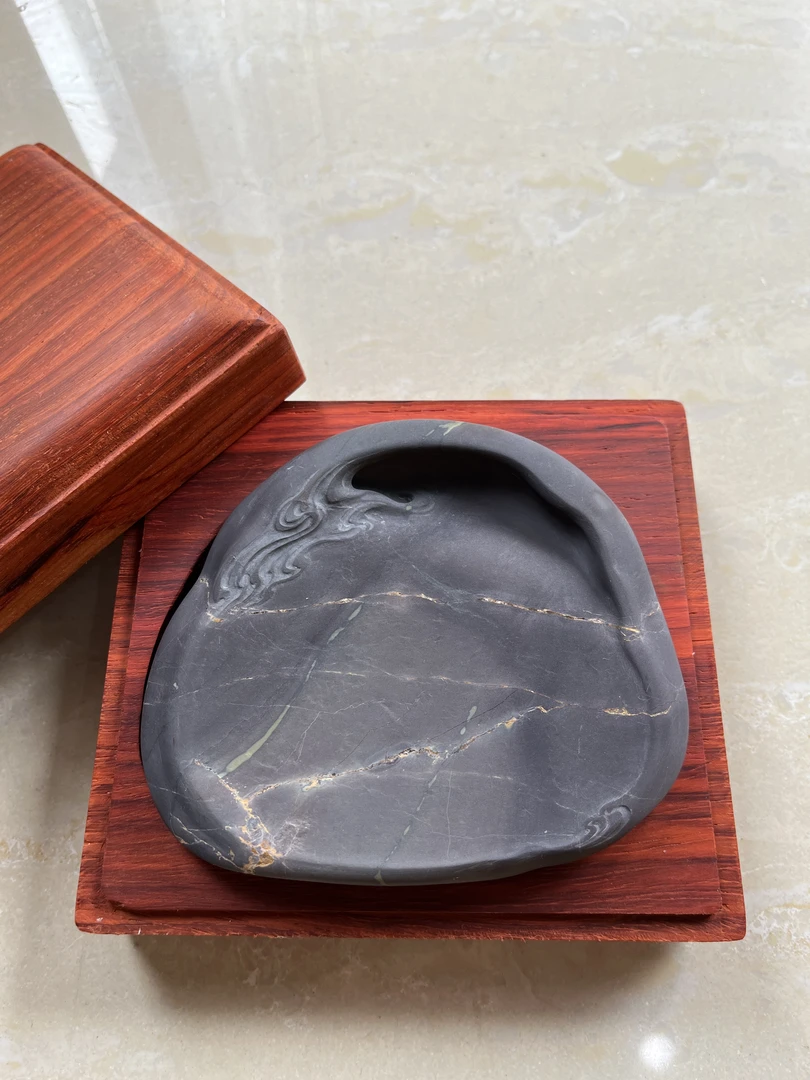 正脉水潭麻子坑砚台