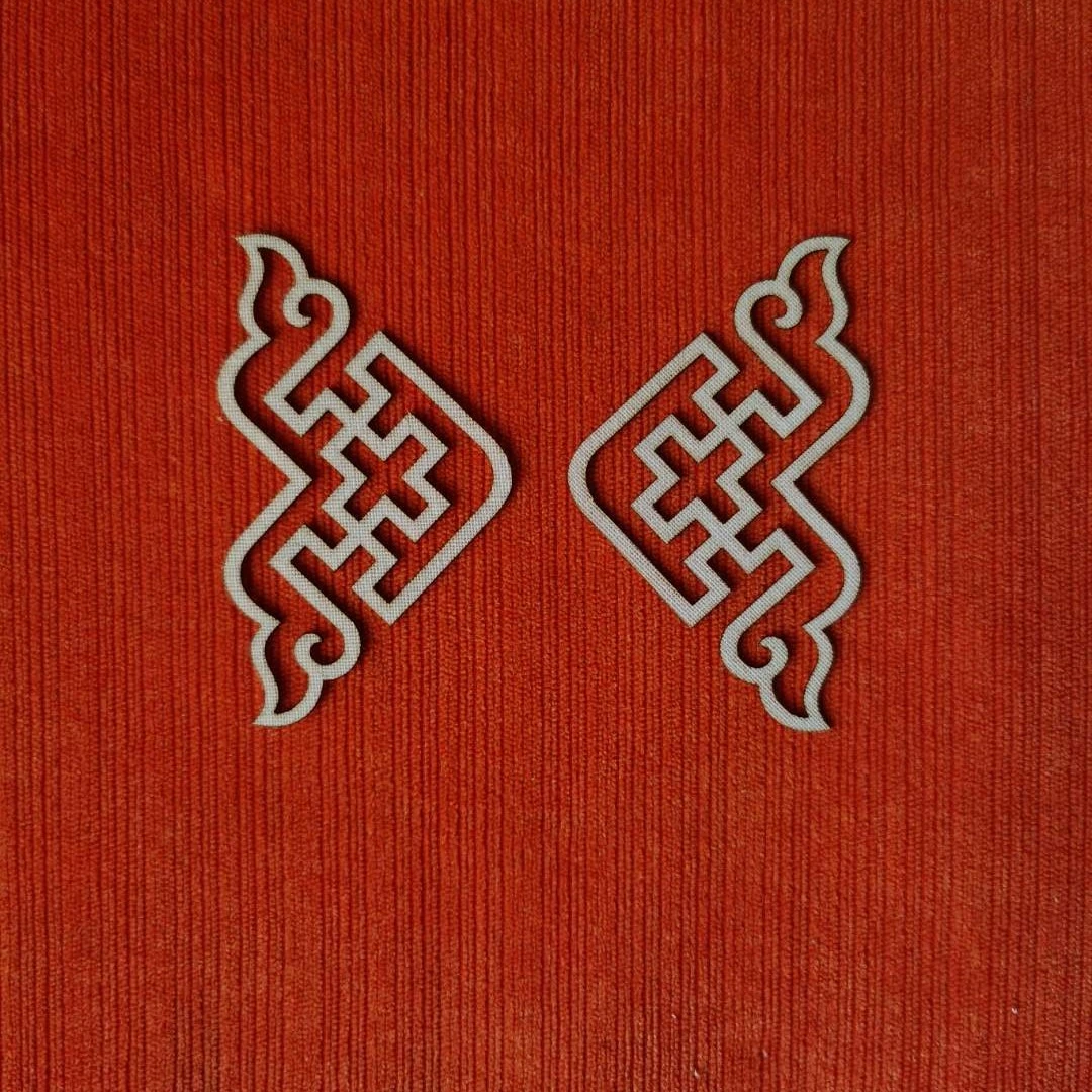 自粘领角花纹尺   哈斯布花纹一对