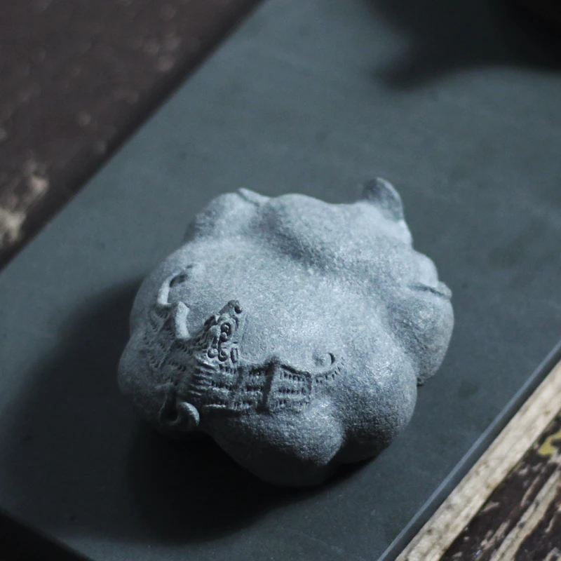 青石茶宠石雕猪蝙蝠招财喜气中式茶工艺品摆件精品可盘养茶玩新款