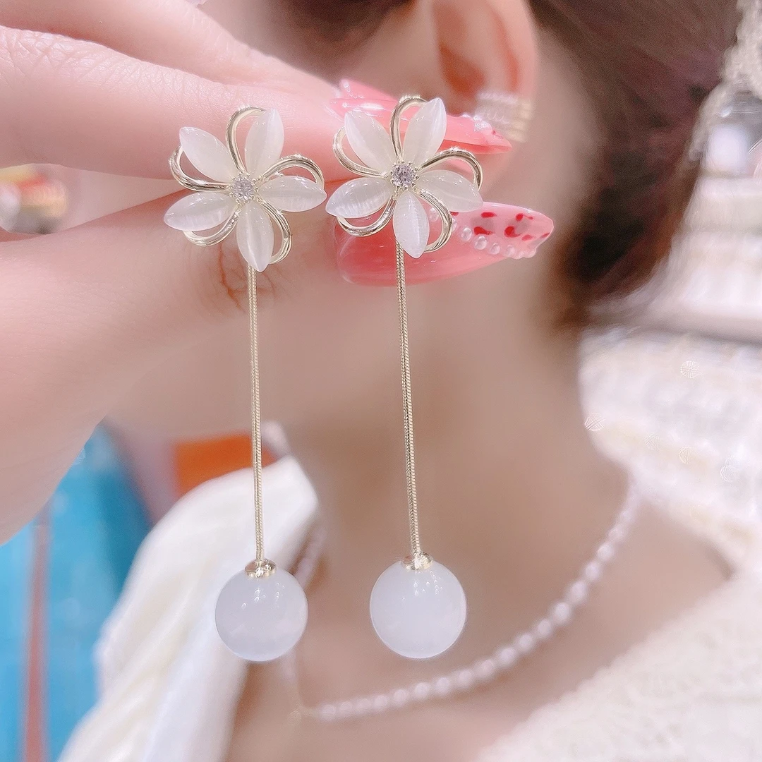 芭宝诗 铜合金合成锆石耳饰 花朵猫石两戴流苏耳环简约清新os0090