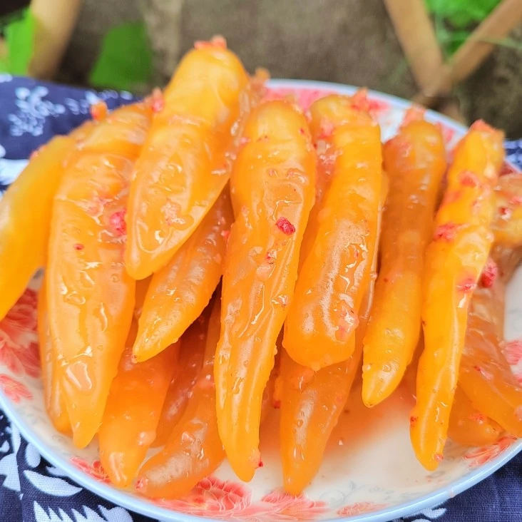 广西贺州信都特产红糟辣椒糟辣椒七彩椒泡椒农家自制下饭菜750克。