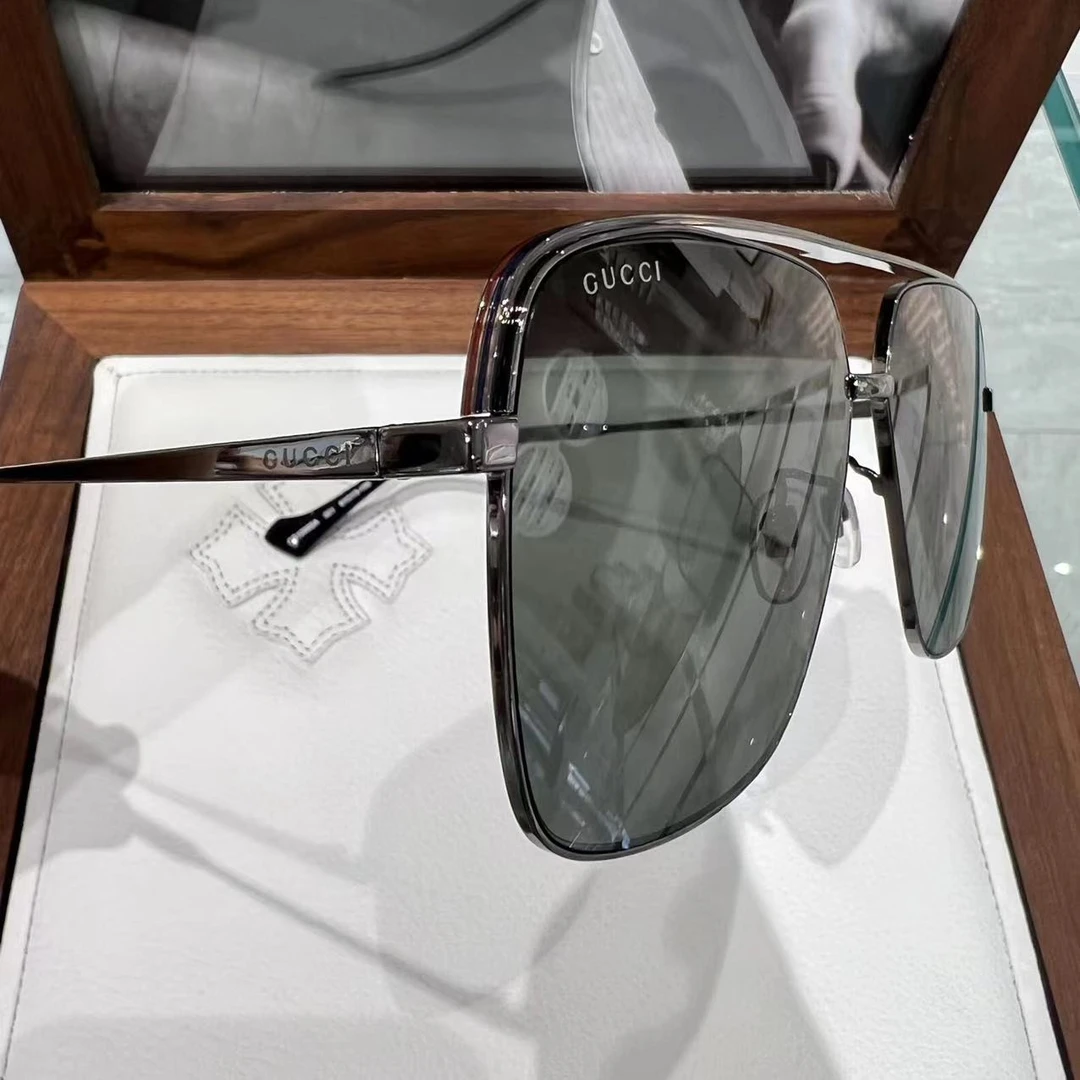 未使用 GUCCI/古驰 /GG/ 新款黑色墨镜9 GG1099SA