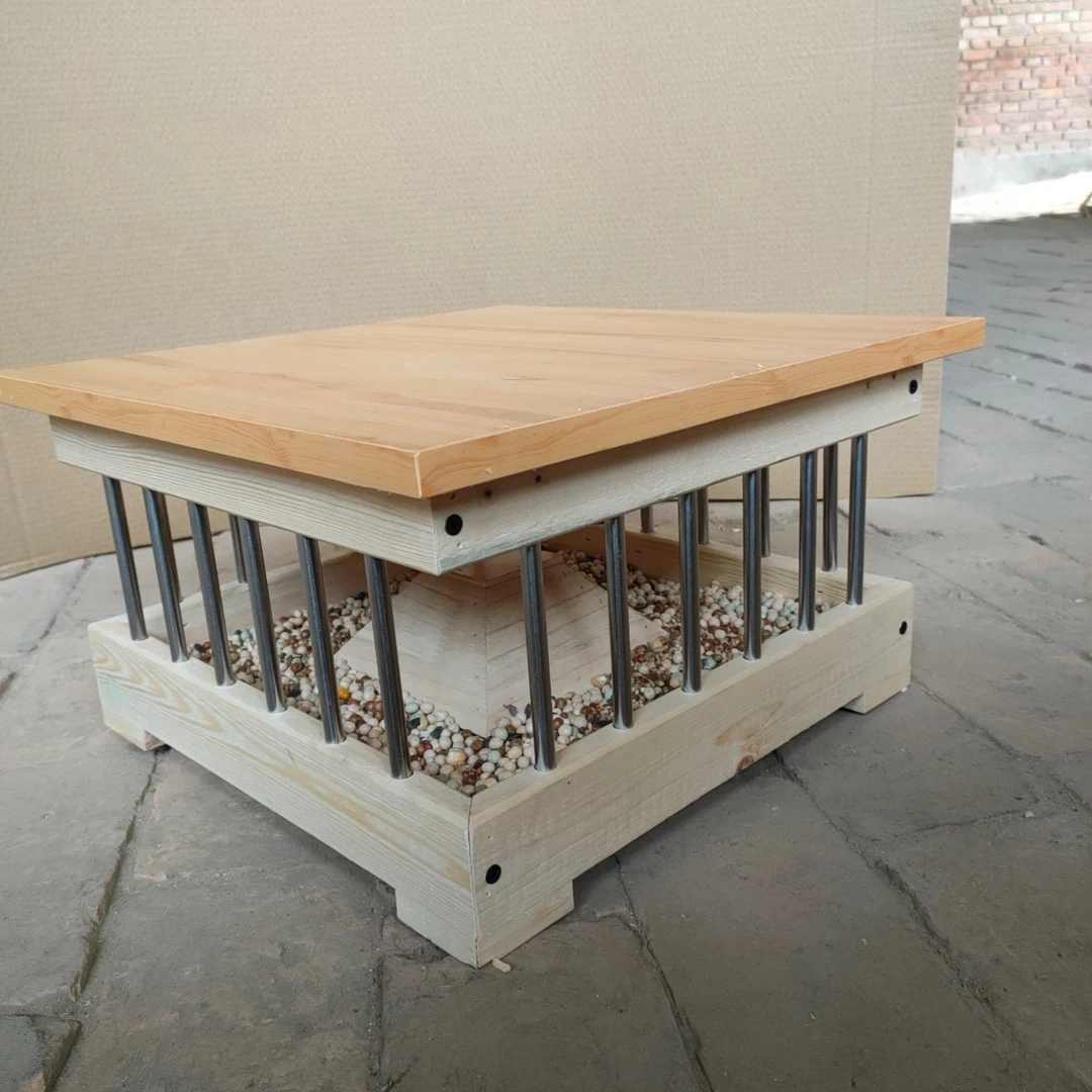 鸽子实木钢管砂食盒