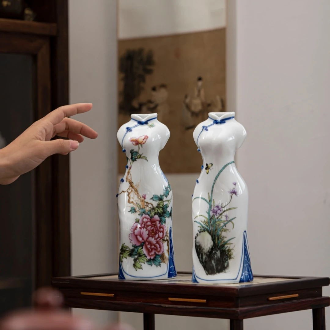 何来瓷 玉瓷纯手绘旗袍花瓶 复古 摆件 插花中式陶瓷景德镇手工