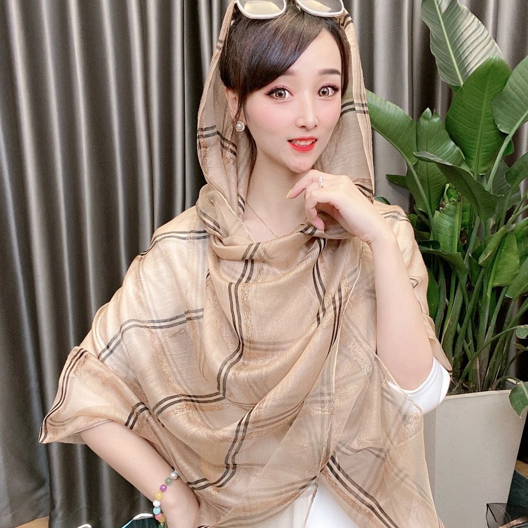 226-HZY【金线大格-卡其】桑蚕丝丝巾90*180cm   连帽薄款百搭
