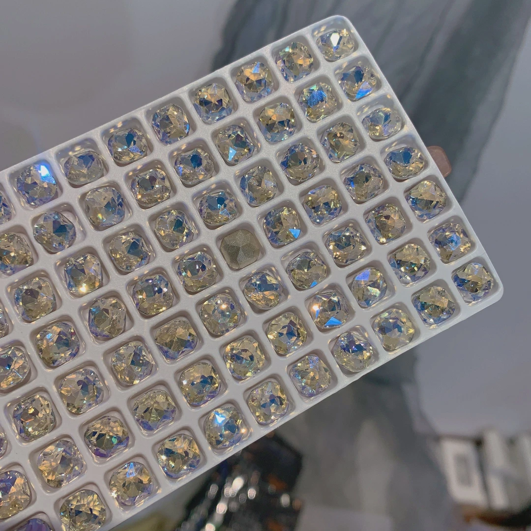 20颗春柚美甲网红新款饰品高闪水晶月光新款肥方8*8mm