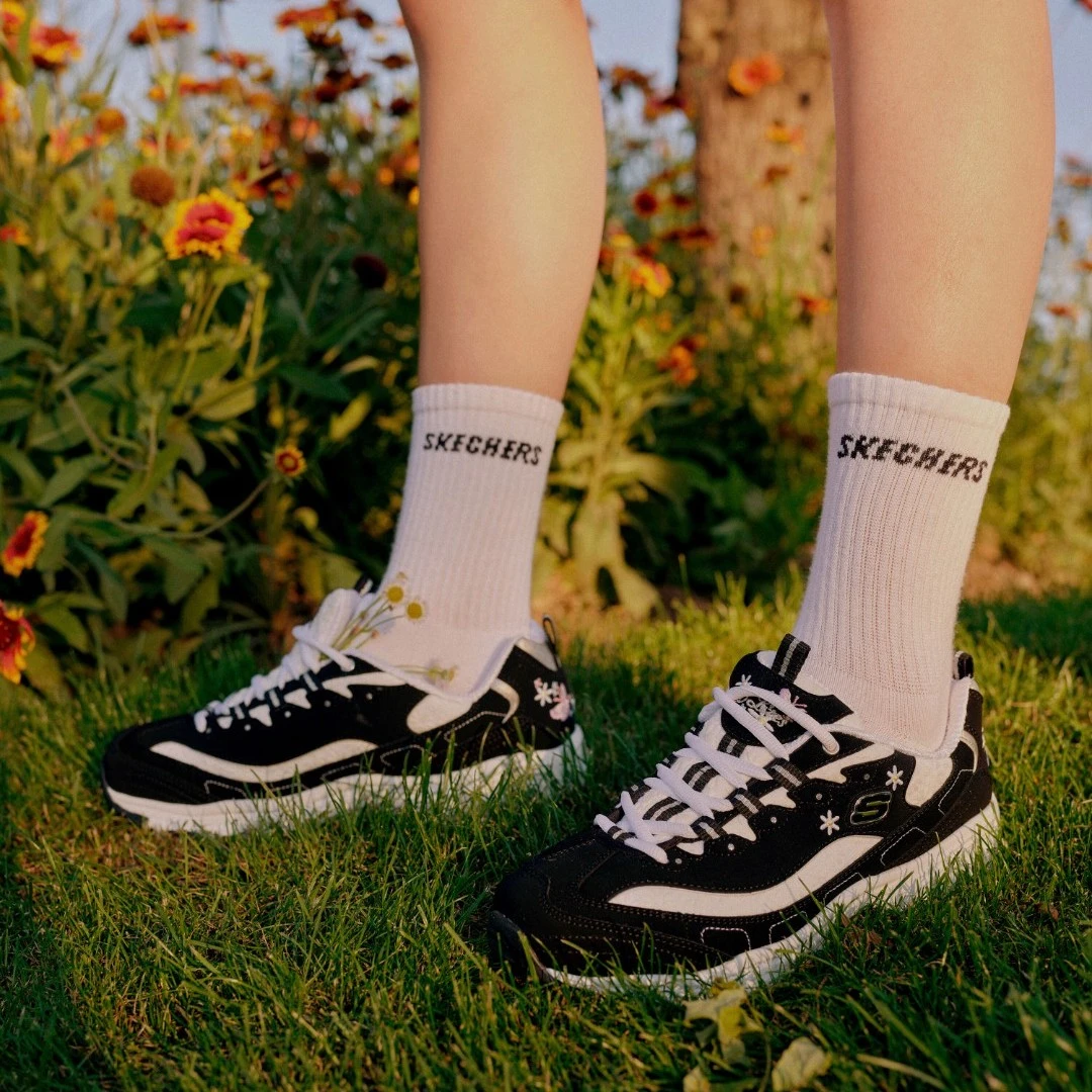 Skechers斯凯奇女士运动鞋小白鞋老爹鞋复古刺绣夏季新款149466