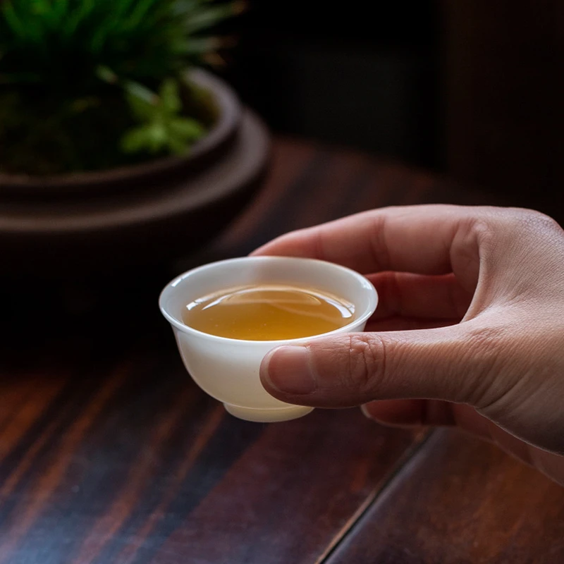 冰种玉瓷功夫客杯德化白瓷茶杯小容量喝茶泡茶功夫茶单杯同价
