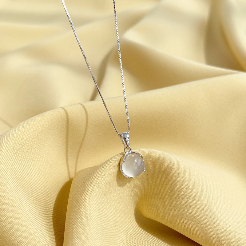 925纯银项链女生2025新款轻奢高级玉髓项链ins气质时尚春夏设计感