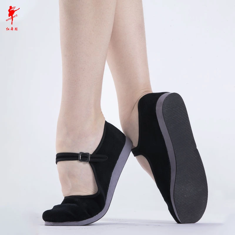 红舞鞋女东北民间民族跳舞鞋胶州平底秧歌鞋考级舞平跟舞蹈鞋1004