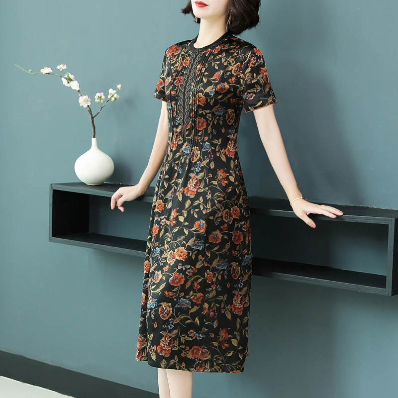 杭州丝绸2024新款时尚气质连衣裙女显瘦真丝桑蚕丝妈妈裙子夏复古