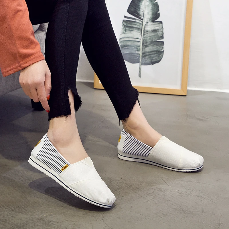 2024春夏帆布鞋单鞋软底休闲一脚蹬懒人鞋低帮透气老北京布鞋女