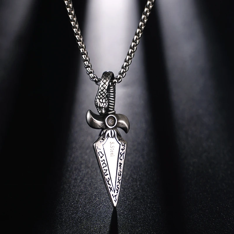 钛钢项链 项链男潮个性嘻哈圣剑吊坠男士小众潮牌挂件男生配饰品