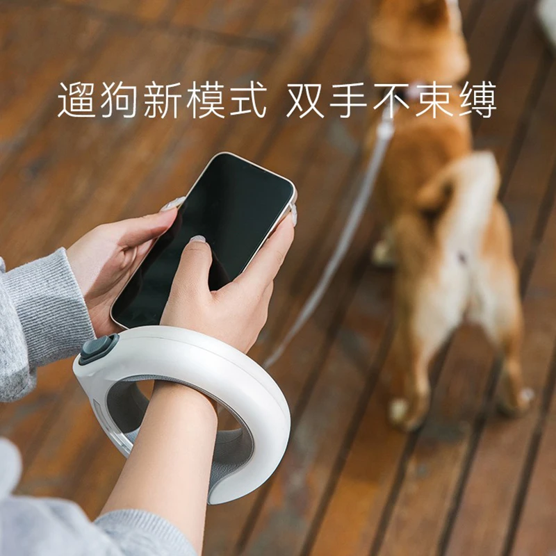 嬉皮狗自动伸缩狗狗牵引绳防爆冲遛狗绳出门小型中型犬狗链子9900