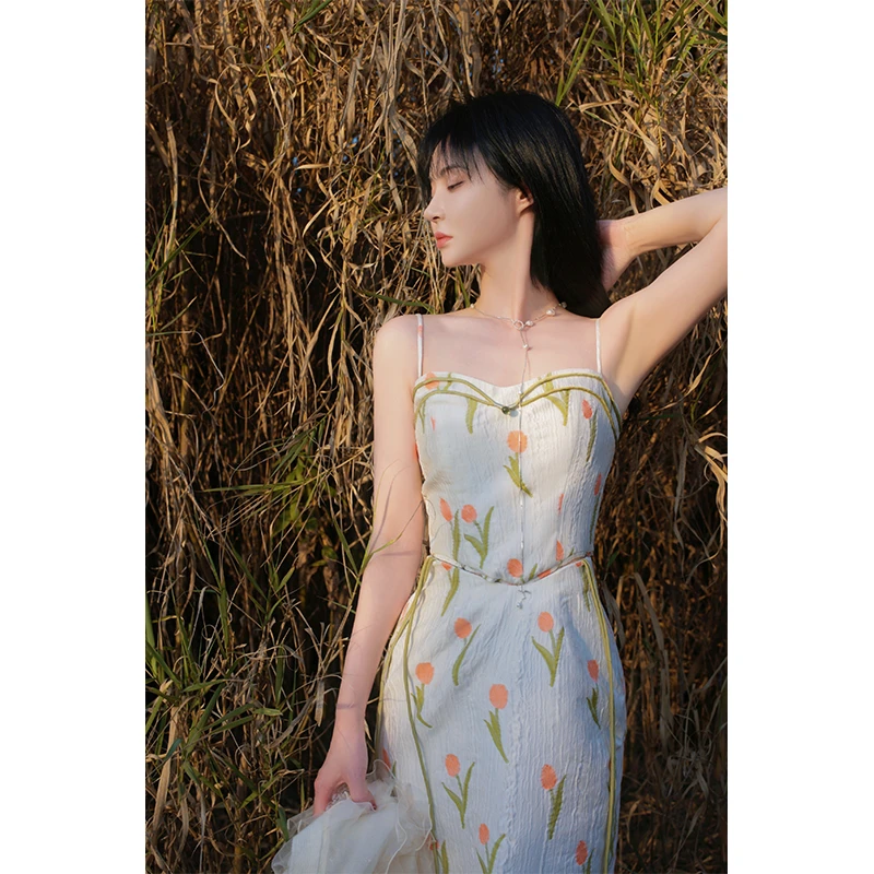 NAVST肌理可拆卸吊带连衣裙时尚百搭气质设计C2112217LY2