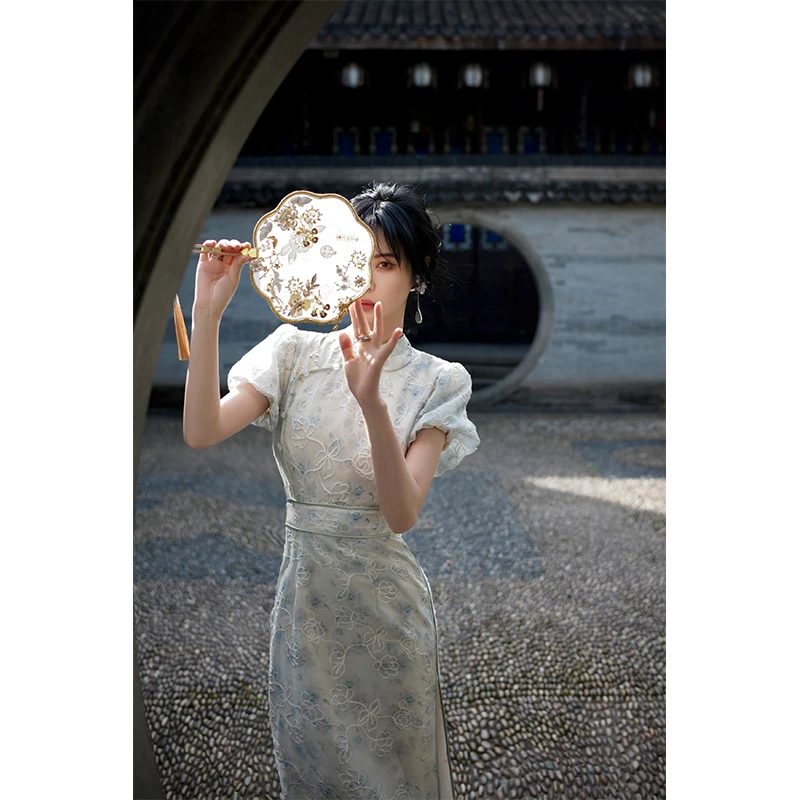 nana清新文艺绣花旗袍连衣裙高端轻奢显瘦温柔裙子C2203022LY2