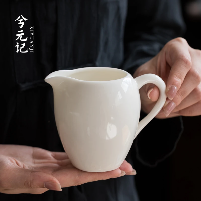 羊脂玉瓷美人公道杯德化白瓷陶瓷茶海分茶器功夫茶具匀杯分茶器