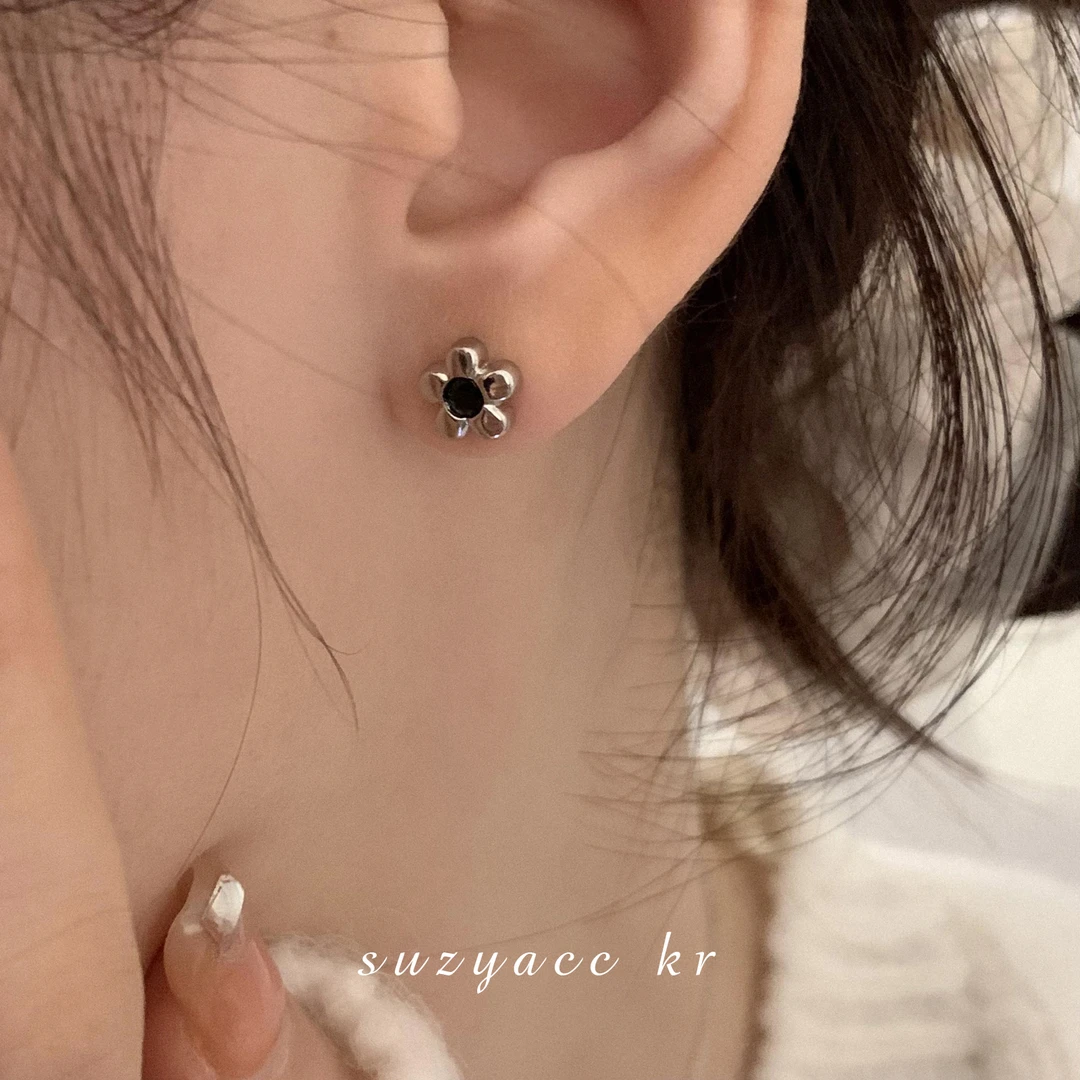 Suzyacc Kr 925银耳饰 小清新花朵耳钉女气质轻奢百搭E1892