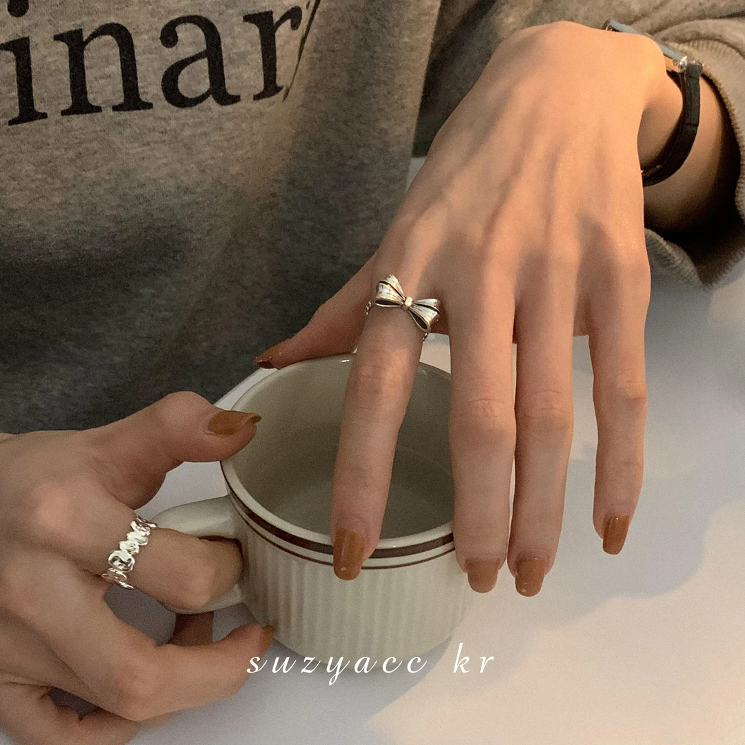 Suzyacc Kr 925银戒指 蝴蝶结可调节戒指女时尚个性食指戒J0393