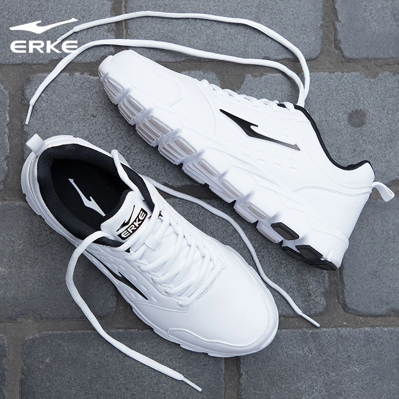 鸿星尔克男款运动鞋冬季新款皮面潮流百搭防水休闲轻便耐磨跑步鞋