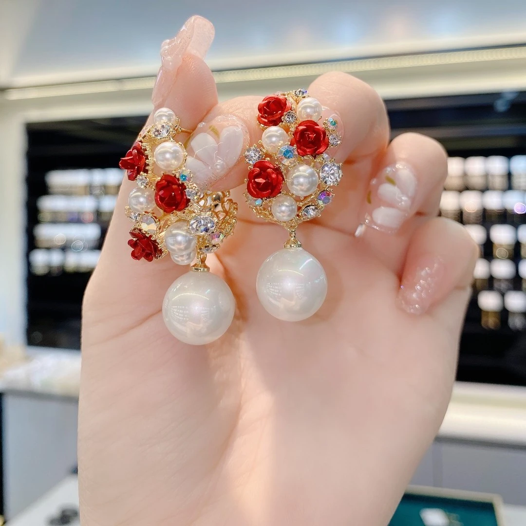 铜合金耳饰 新款繁花似锦耳环高级感珠珠时尚个性百搭耳饰G131