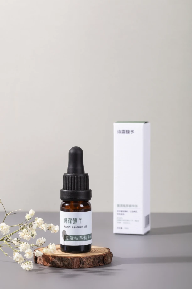 诗露馥予馥清（翡翠）植萃精华油