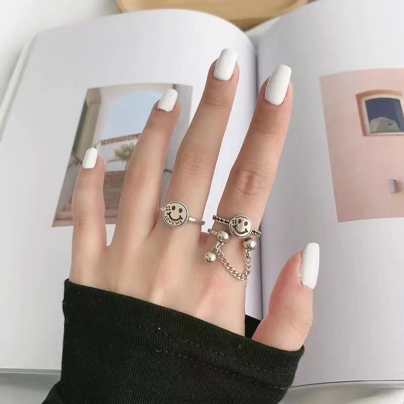亦吱贝 铜合金戒指 韩版复古做旧笑脸双层链条镂空个性开口百搭