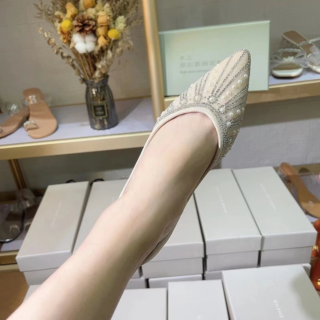 2025年夏季新款尖头珍珠水钻单鞋女仙女小香风温柔气质粗跟单鞋