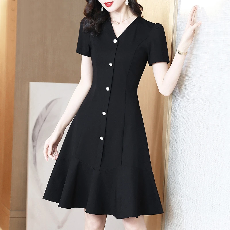 黑色连衣裙赫本风新款女夏季短袖收腰修身正式场合女神女士小黑裙