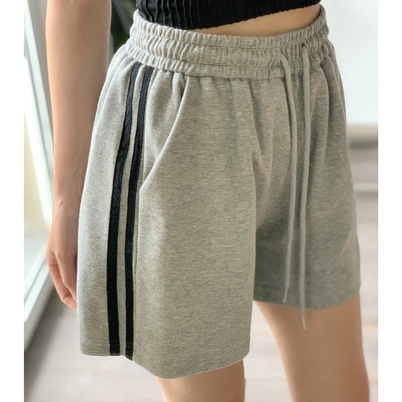 灰色条纹五分运动短裤女夏季薄款抽绳阔腿休闲宽松跑步健身裤子