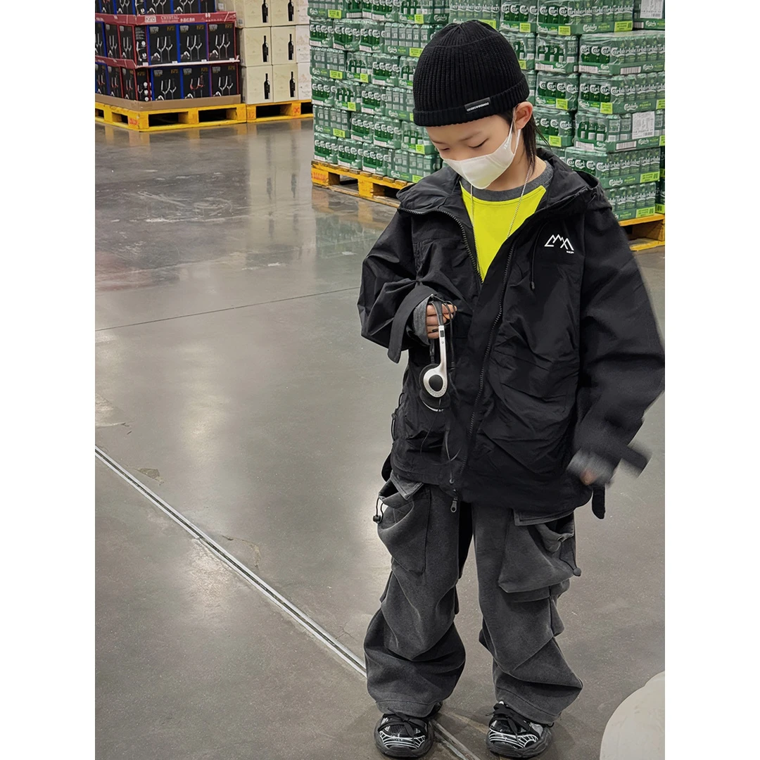 童装男童外套2024春装新款儿童冲锋衣韩版宝宝夹克帅气潮上衣