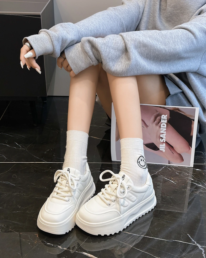 【鞋爱】13126-1国潮原创UNG面包鞋