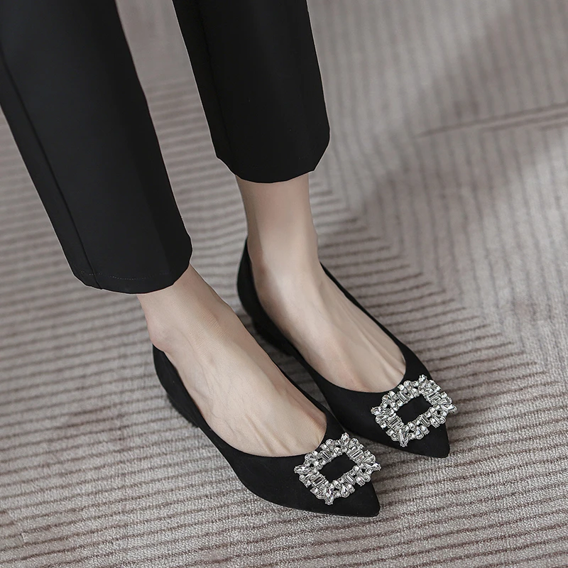 黑色单鞋女2025年新款春秋水钻尖头浅口低跟粗跟软底职业工作女鞋