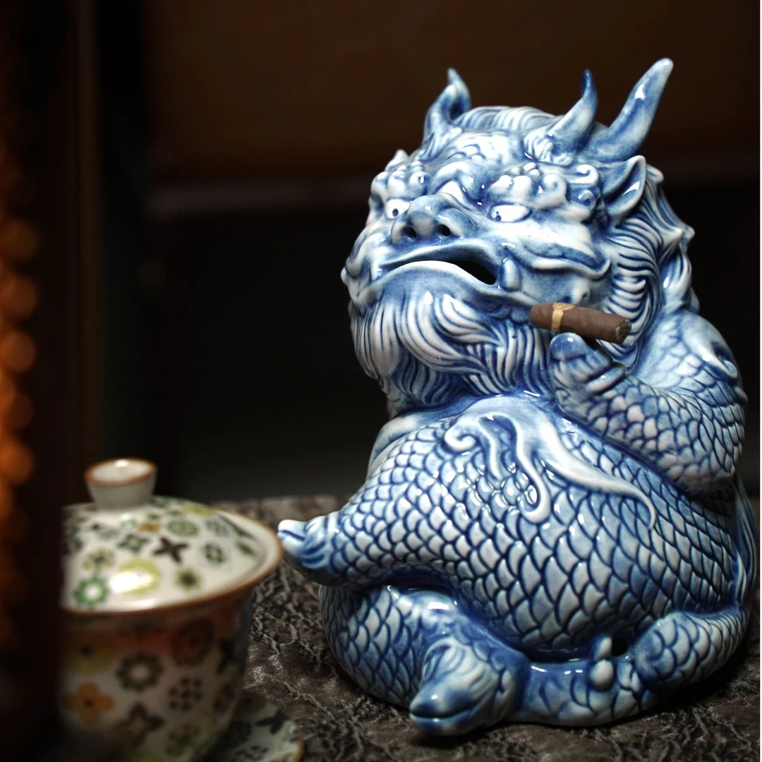 中式陶瓷麒麟招财茶宠摆件冒烟香炉茶桌生日礼物可爱鬼迷日眼