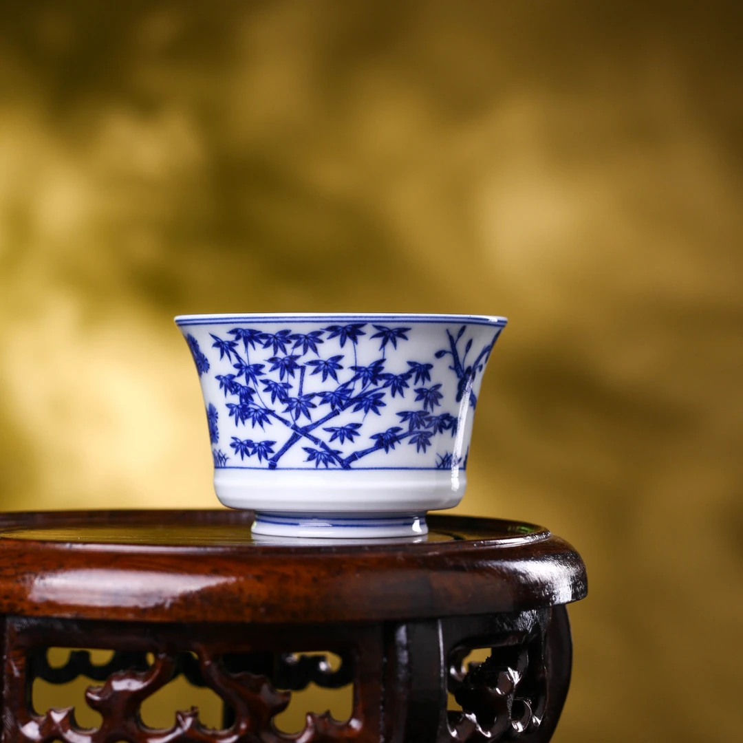 景德镇中式青花松竹梅茶具茶器家用高端马蹄杯主人杯（满容100cc）