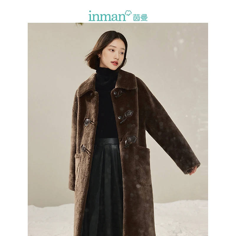 茵曼牛角扣仿羊羔绒外套冬季女装新款复古连帽宽松保暖上衣