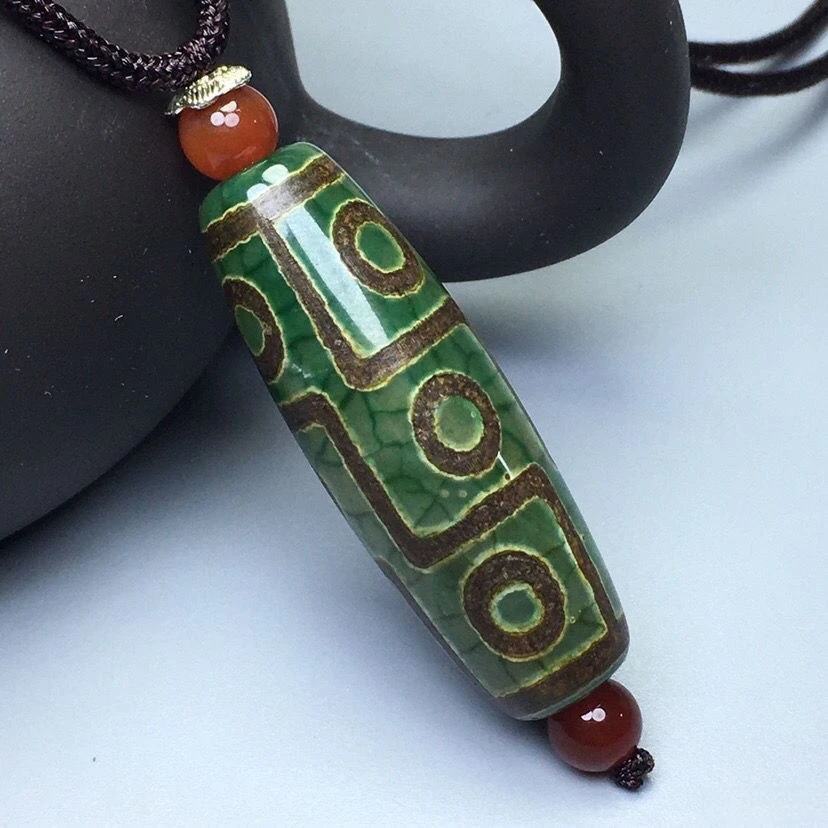 藏族真品九眼绿玛瑙玉髓项链吊坠男款配饰民族风女款九眼玛瑙挂件