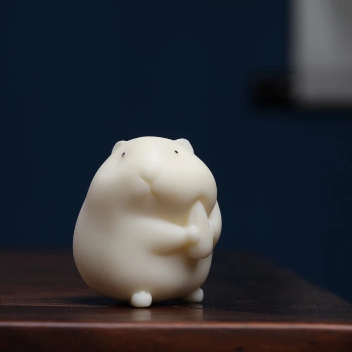 象牙果可爱吃货仓鼠手把件卡通动物鼠来宝把玩件茶宠文玩直播供应