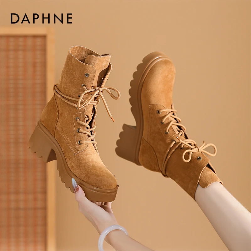 达芙妮2024秋冬上新厚底增高马丁靴女英伦风复古粗跟圆头百搭短靴