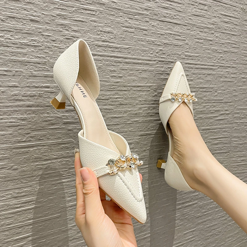 达芙妮2025夏季尖头细跟单鞋时尚百搭浅口高跟鞋气质网红温柔跟鞋