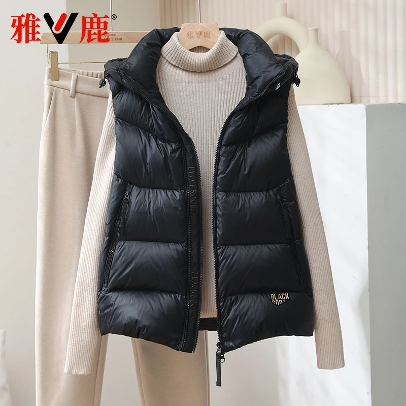 雅鹿【鹅绒】2024新款羽绒马甲女冬季短款情侣休闲通勤鹅绒马甲潮