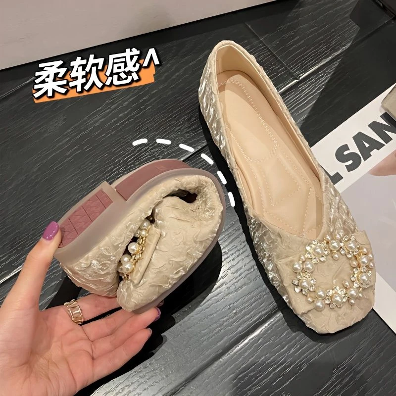 平底单鞋女2024年新款春秋季软底百搭工作鞋配裙子温柔风豆豆鞋女