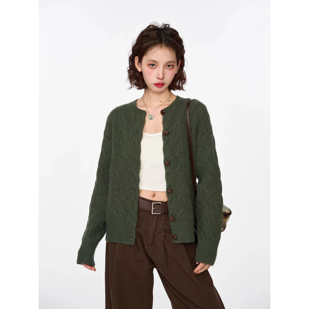 绿色长袖针织衫外套女春秋季2024新款外搭毛衣开衫小个子短款上衣