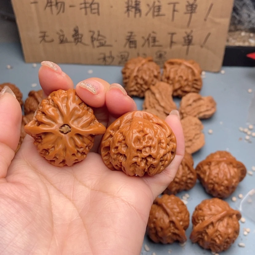 【闪购商品】文玩核桃吊坠旗****胜