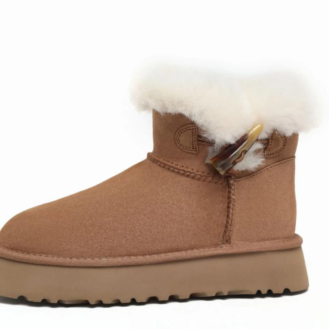 【*牛角扣】2024年新款牛角扣雪地靴冬季保暖百搭女士皮毛一体