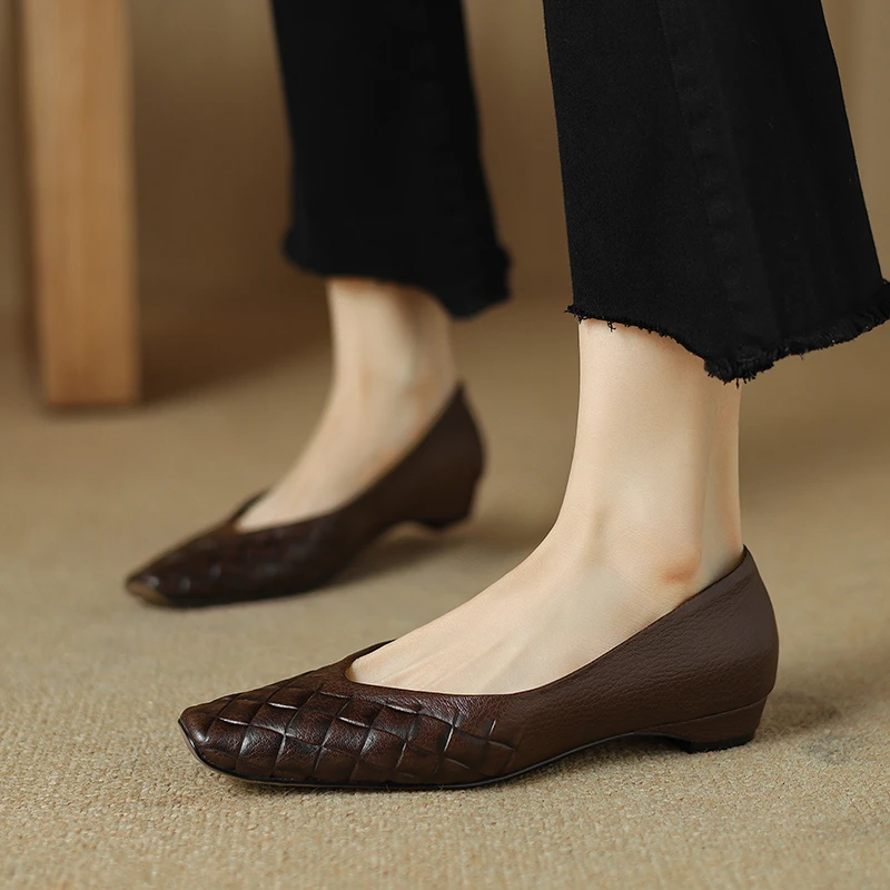 2CM，春秋气质单鞋复古粗跟休闲鞋方头浅通勤穿搭女士软底粗跟通勤